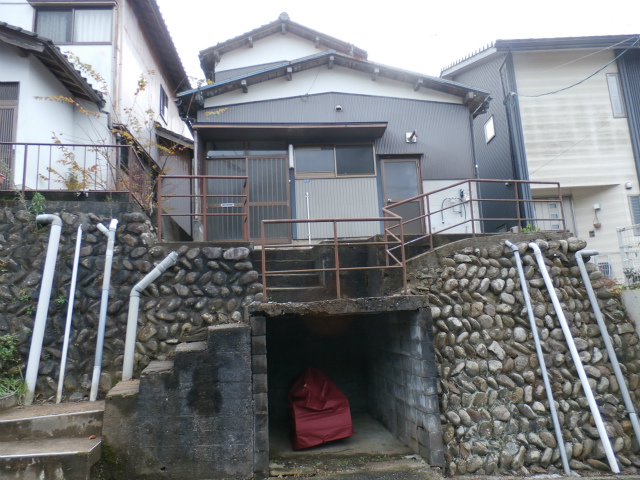 金沢市　神谷内町中古住宅